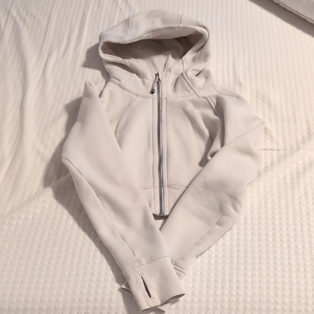 Lululemon Scuba Hoodie, size 0/2